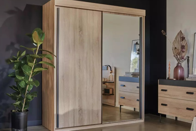 Armoire FIRST